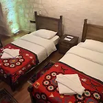 Cave Hotell 2*