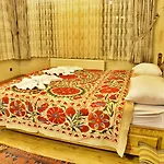 Cave Hotell