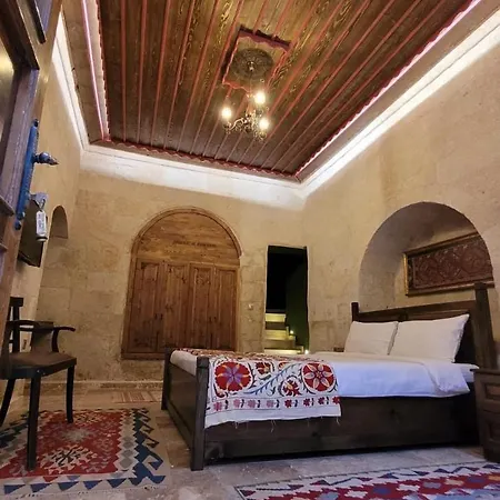 Cave Hotel 2*